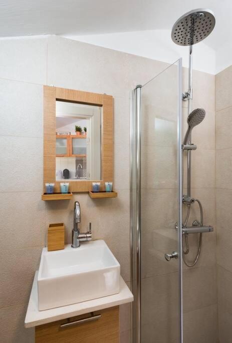 Ovadia Somech #4 Apartment เยรูซาเลม ภายนอก รูปภาพ